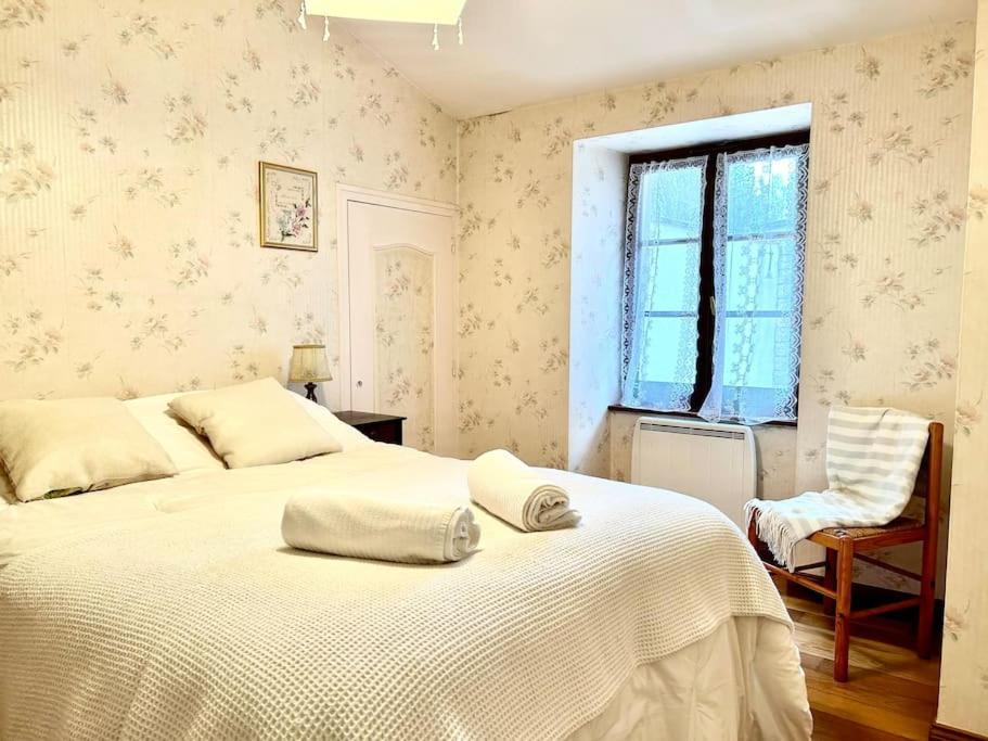 Maison Paisible Avec Lac Prive Secondigny Zewnętrze zdjęcie