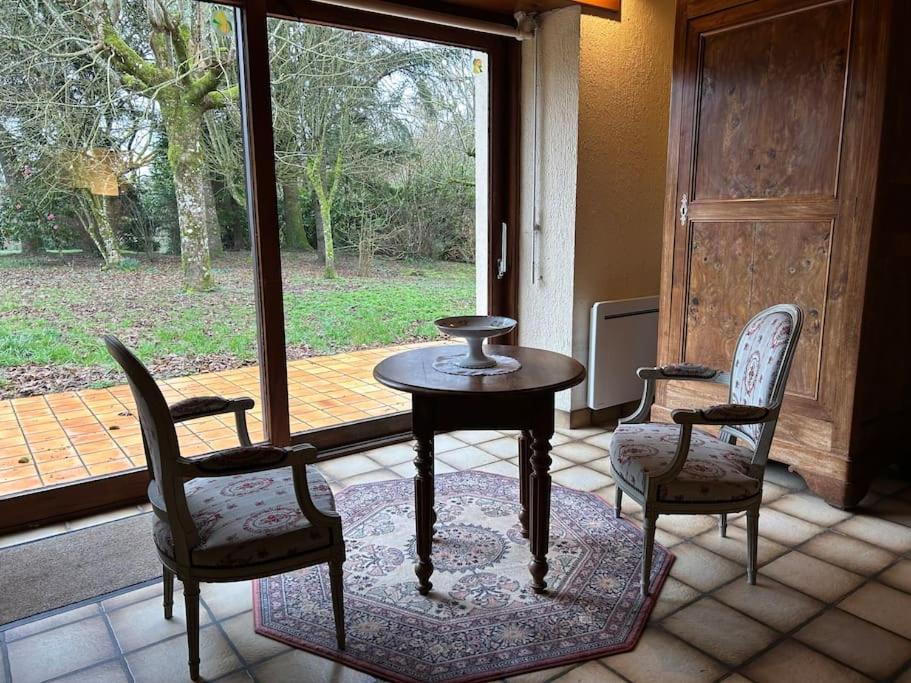 Maison Paisible Avec Lac Prive Secondigny Zewnętrze zdjęcie