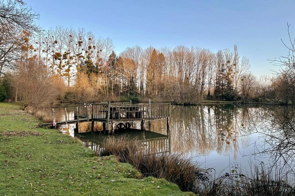 Maison Paisible Avec Lac Prive Secondigny Zewnętrze zdjęcie